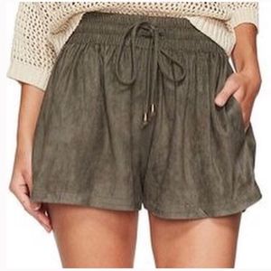 bishop + young suede short in olive